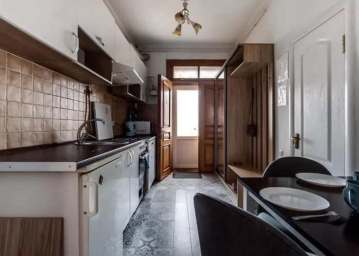 Near The Opera House * Львов